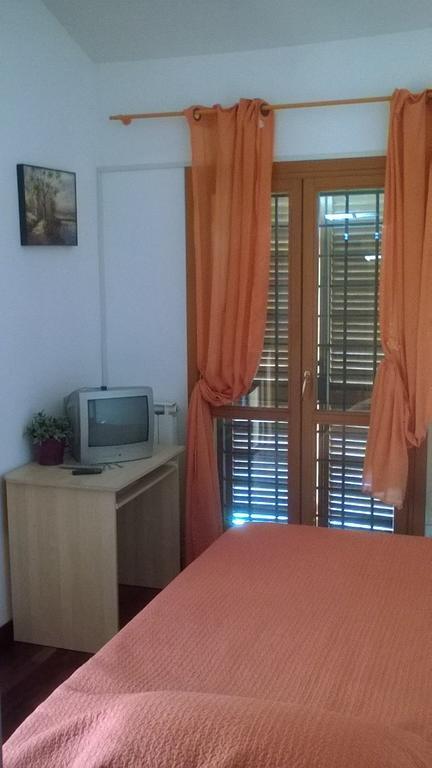 Villa Dei Sogni Infernetto Exteriör bild